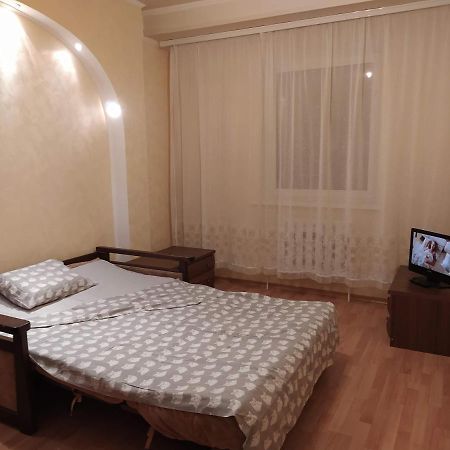 Двухкомнатная Квартира С Кухней Студией Бровары. Εξωτερικό φωτογραφία